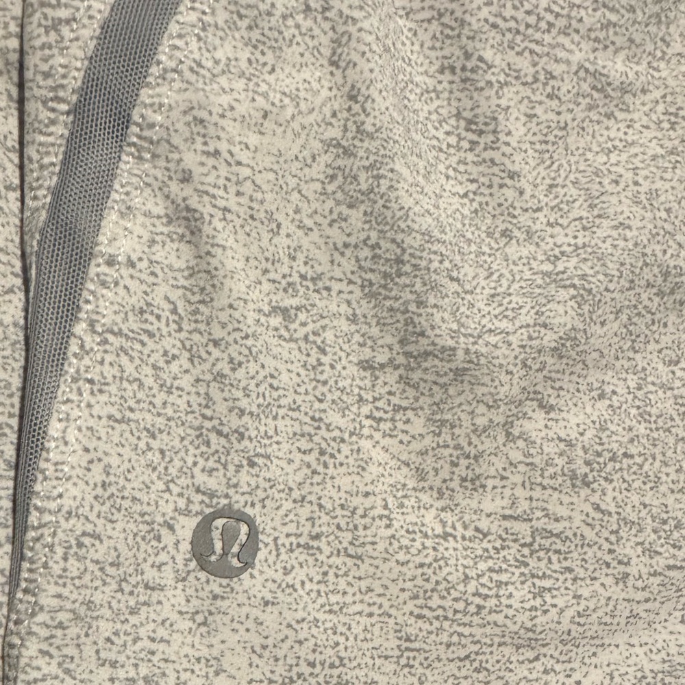 lululemon athletica Men’s Light Gray Speckled Athletic Shorts